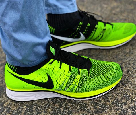 nike air flyknit trainer